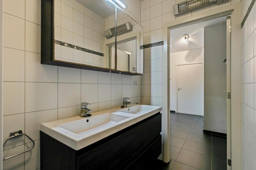 Apartment In Heart Of Brussel City With Balcony View Екстер'єр фото